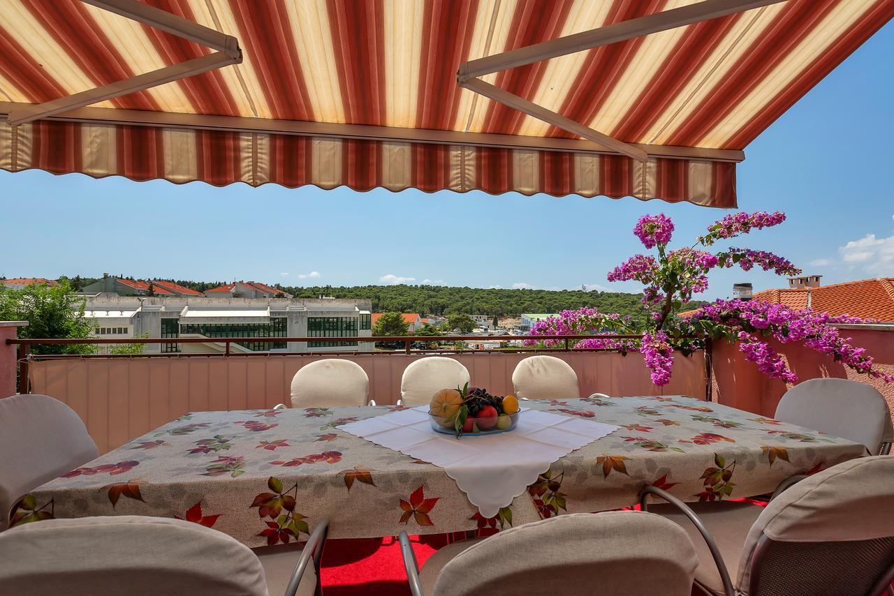 Roza Apartment *